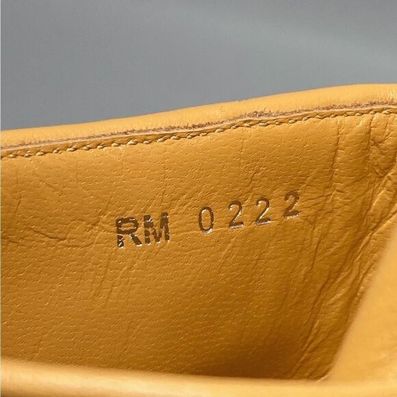 Givenchy 4G Flat Logo Sandals size 39 - Picture 8 of 13